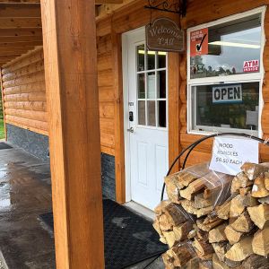 Custer Crossing Family Campground Store Exterior 010